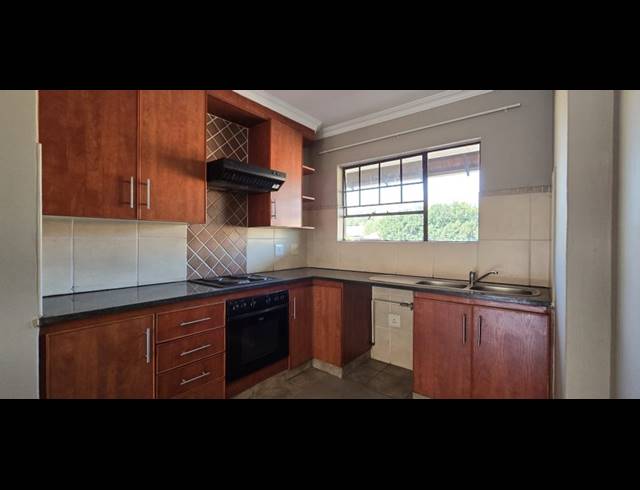 2 BEDROOM APARTMENT FOR SALE IN MONTANA PARK